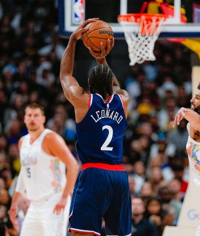 开云app -Rookie迎来三赛季高光表现，快船球迷沸腾！的简单介绍