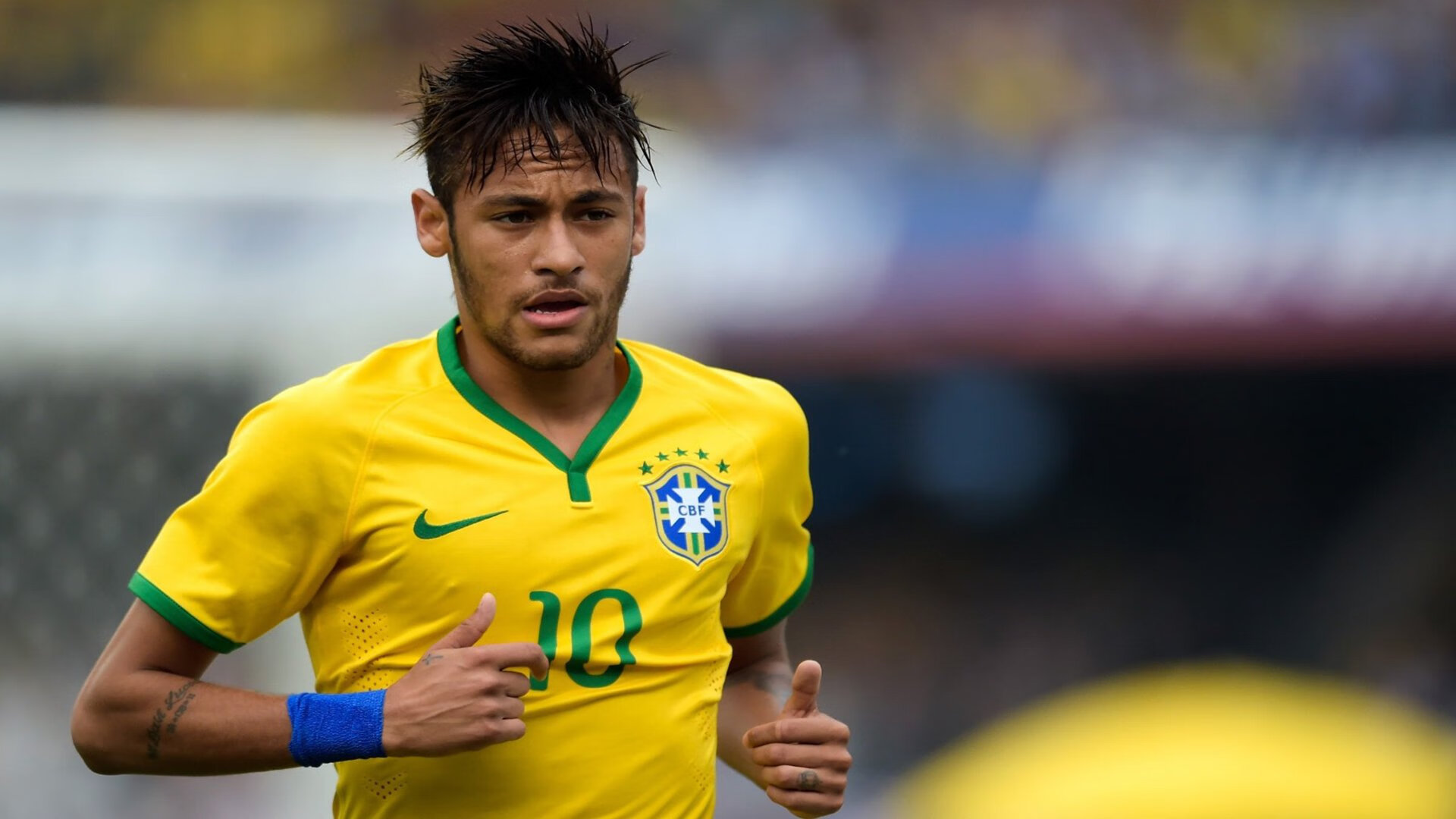 塔图姆连续十场比赛得分超过比赛规则变更,雄鹿不断突破!上演精彩一战